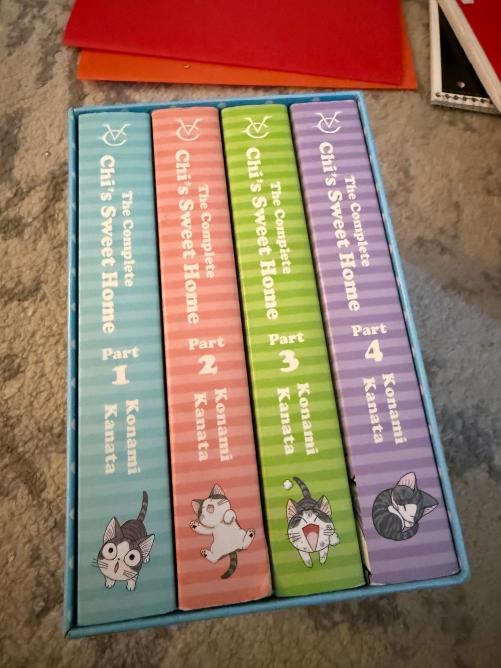 Chi's Sweet Home Complete Parts 1-4 Box Set